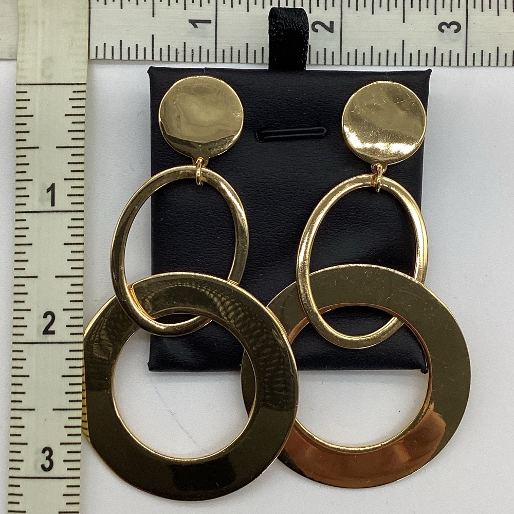 51. Gold 3-Tier Circular Earrings 3” VGUC - Picture 3 of 3
